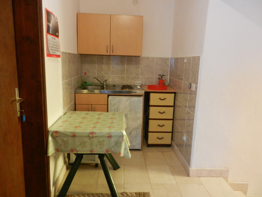 Apartments Sino More Тиват Екстериор снимка