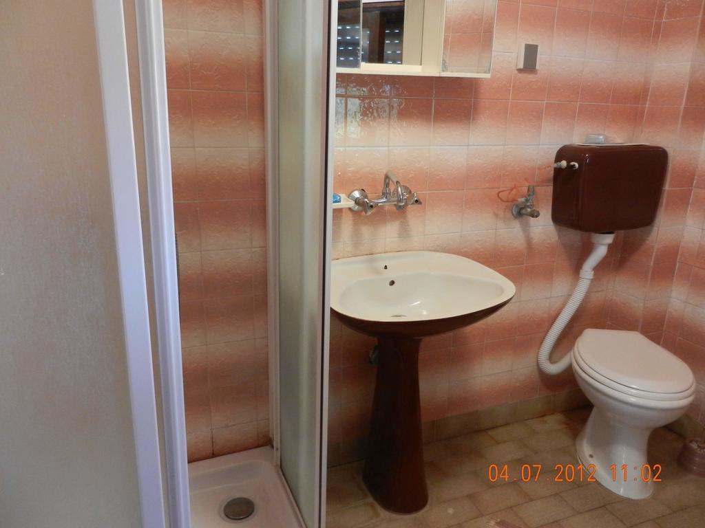 Apartments Sino More Тиват Стая снимка